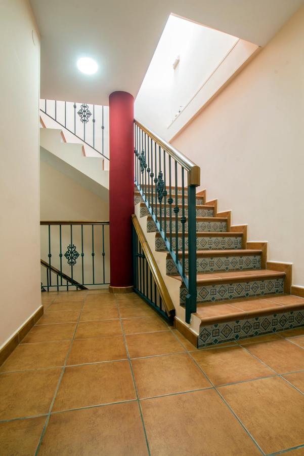 Apartamentos Amat - Only Adult - Playa El Bajondillo ตอร์เรโมลิโนส ภายนอก รูปภาพ